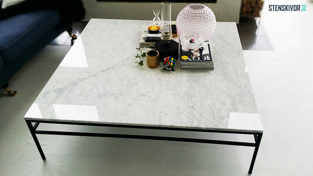 Soffbord i Carrara